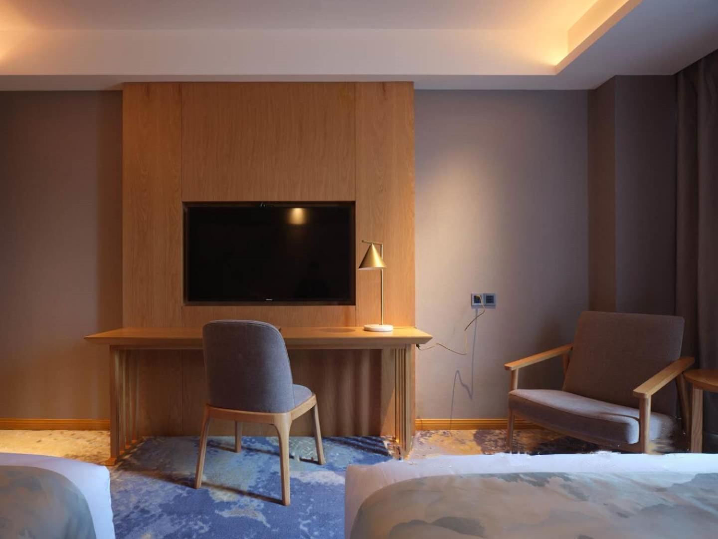Baian Art Hotel Луджоу Екстериор снимка